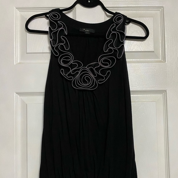Black dress top - Picture 1 of 3